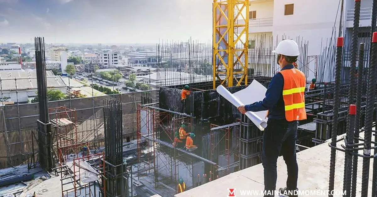 Construction Engineering Tech vs. Civil Engineering