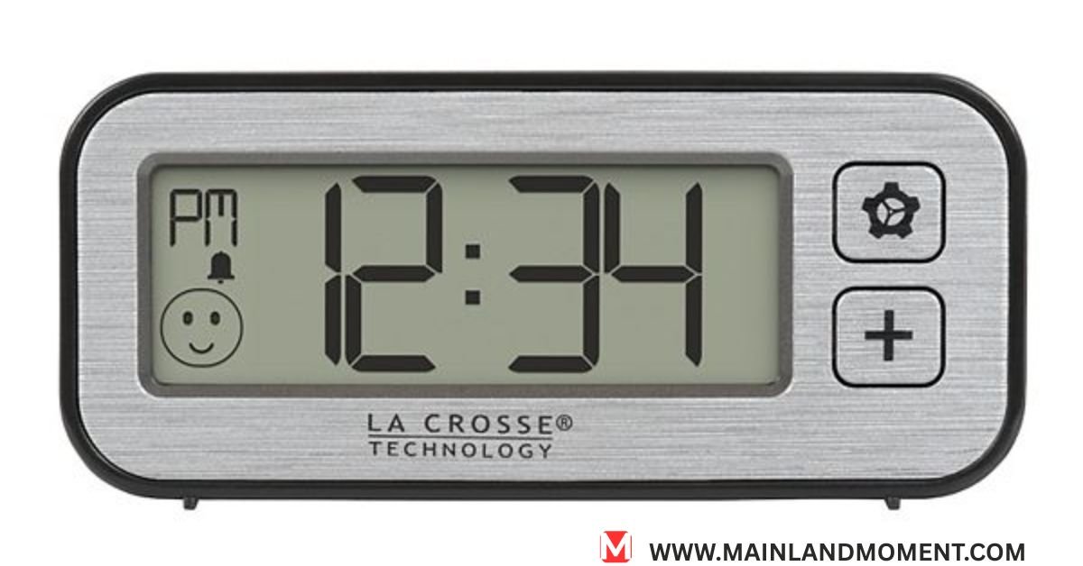 La Crosse Technology Clock