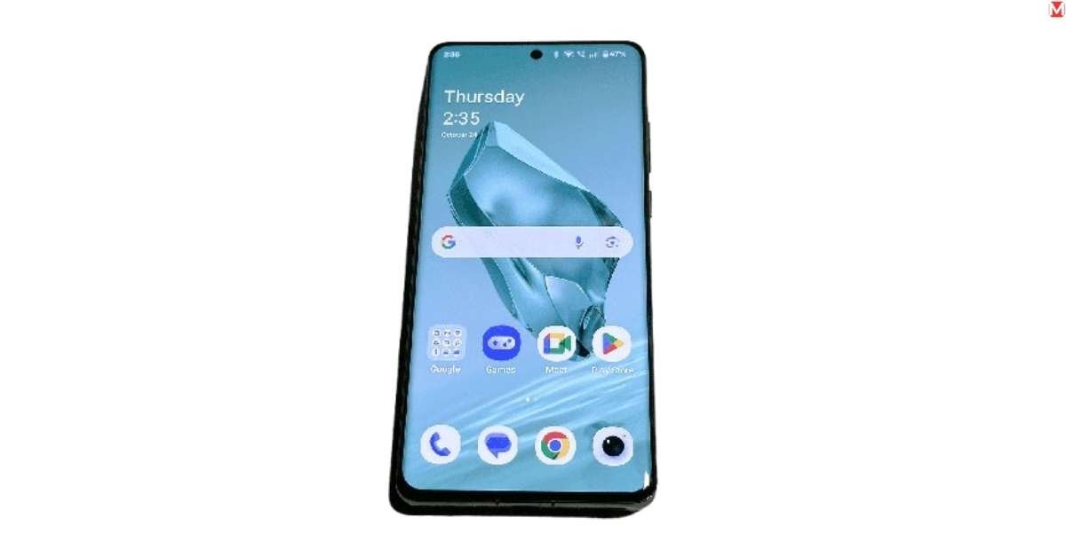 OxygenOS 15 interface showcasing smart features